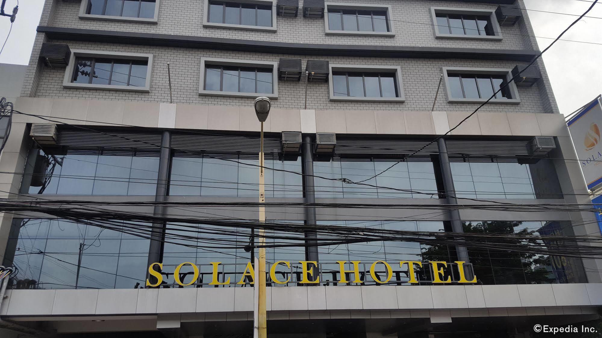 Solace Hotel Manila Exterior photo